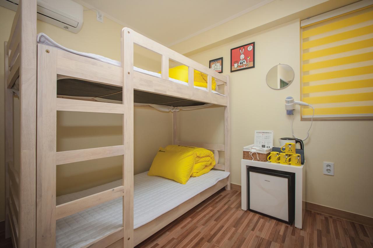 24 Guesthouse Haeundae Premier Μπουσάν Δωμάτιο φωτογραφία